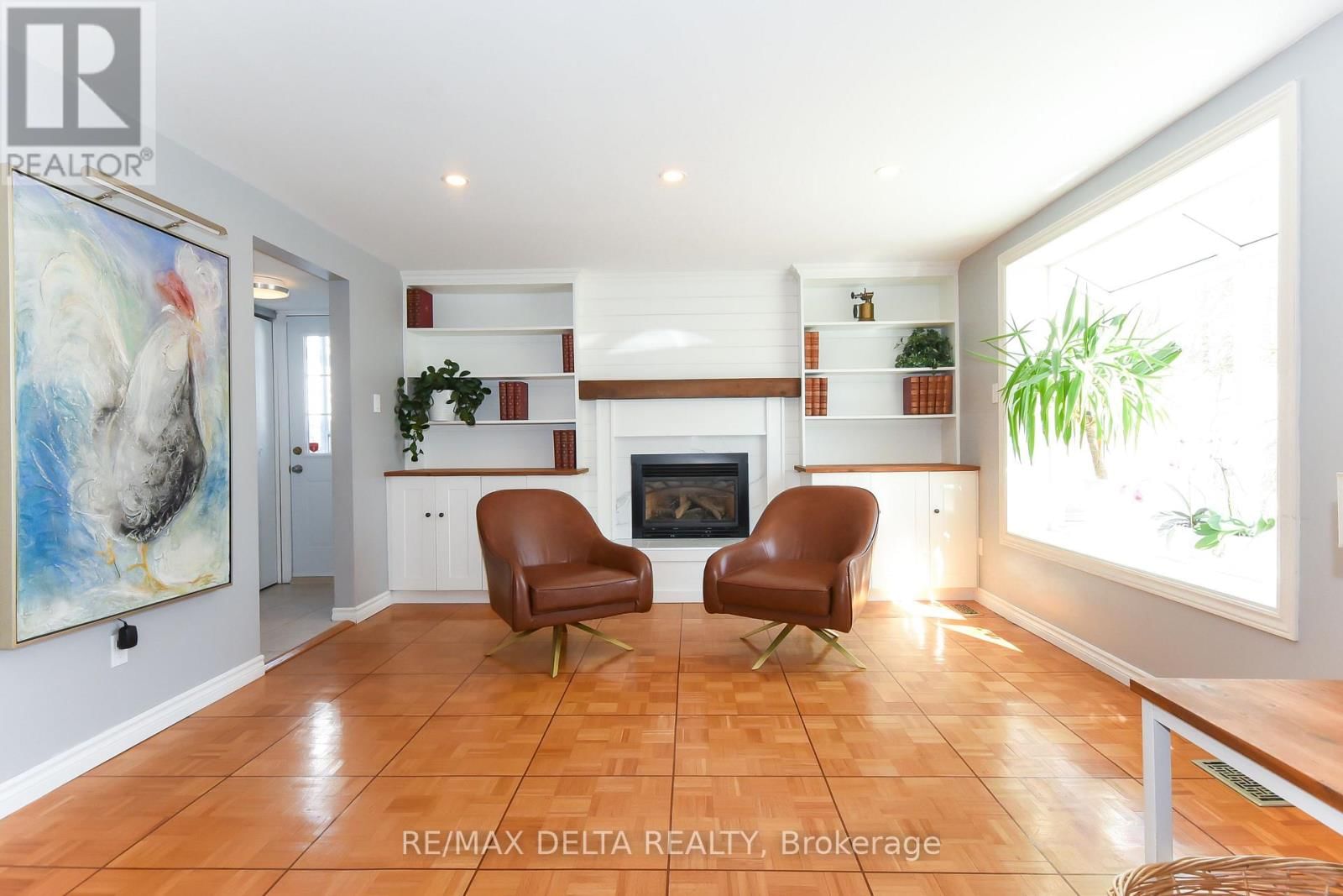 13 PARKLANE COURT Image 15