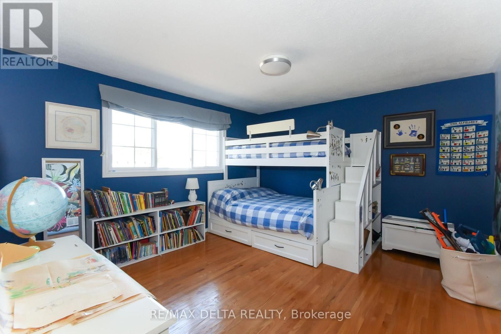 13 PARKLANE COURT Image 23