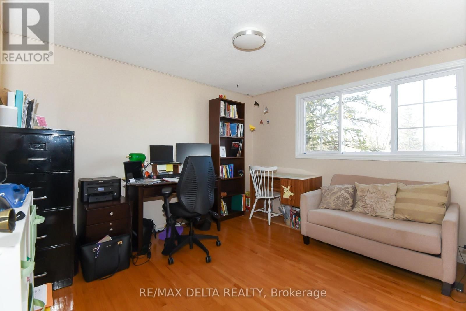 13 PARKLANE COURT Image 24