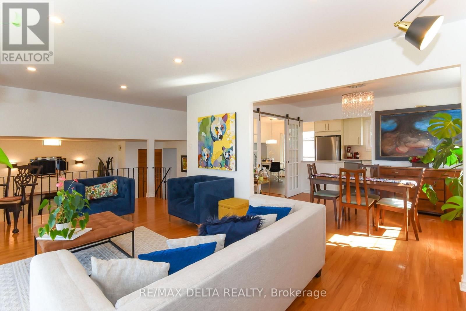 13 PARKLANE COURT Image 7