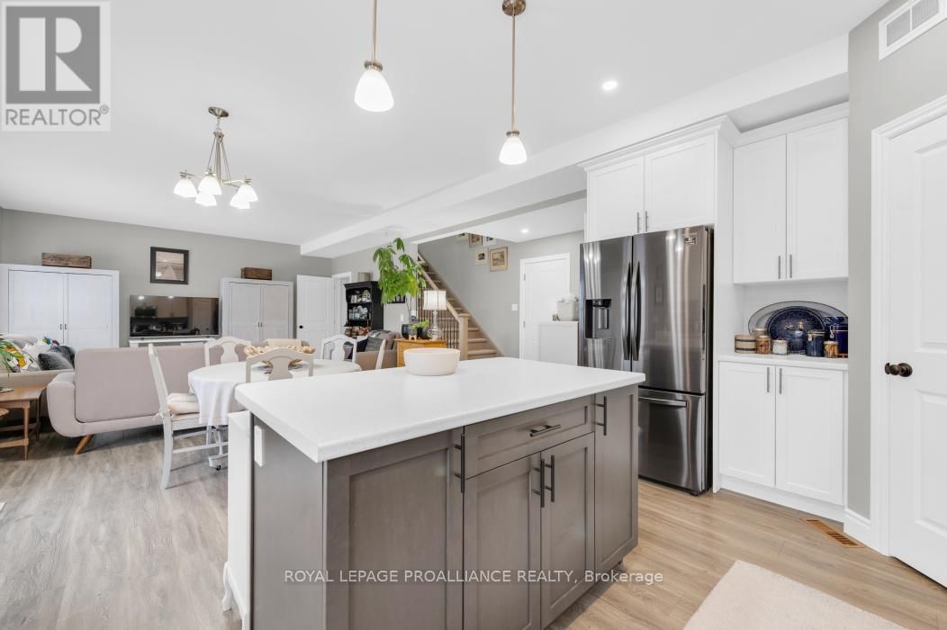 49 REDWOOD DRIVE Image 16