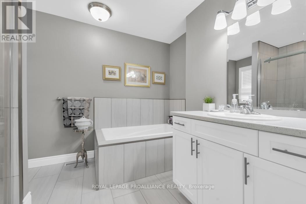 49 REDWOOD DRIVE Image 20