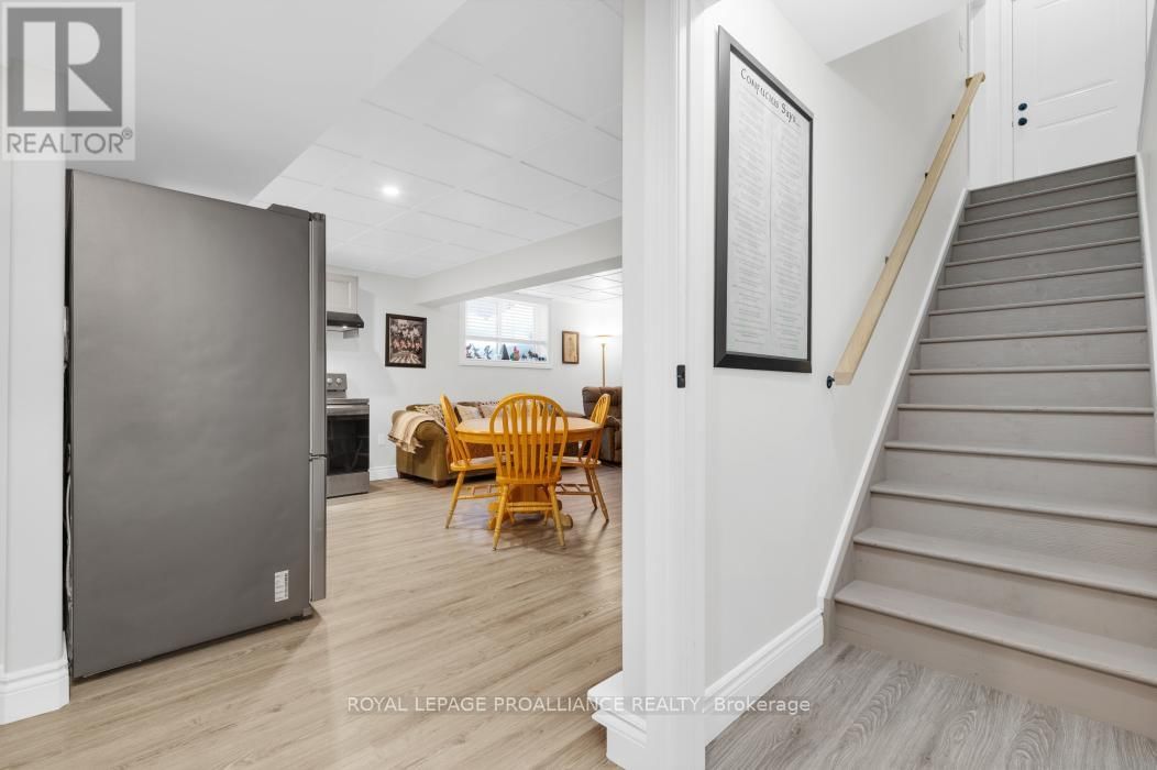 49 REDWOOD DRIVE Image 25