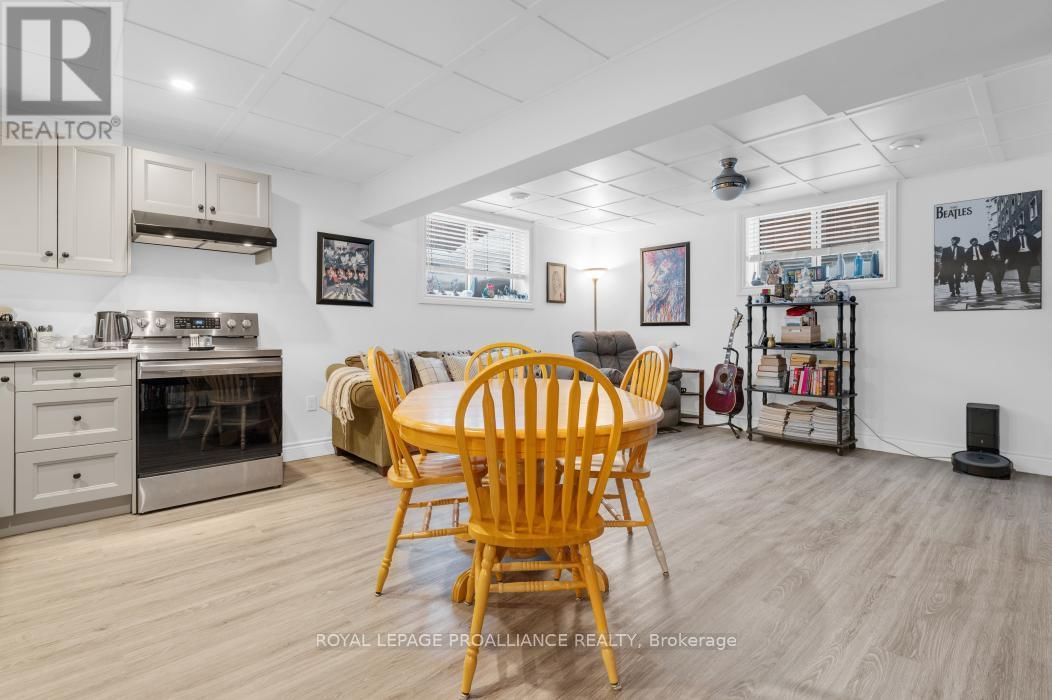 49 REDWOOD DRIVE Image 26