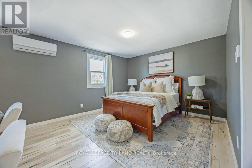 1366 LANGMUIR AVENUE Image 26