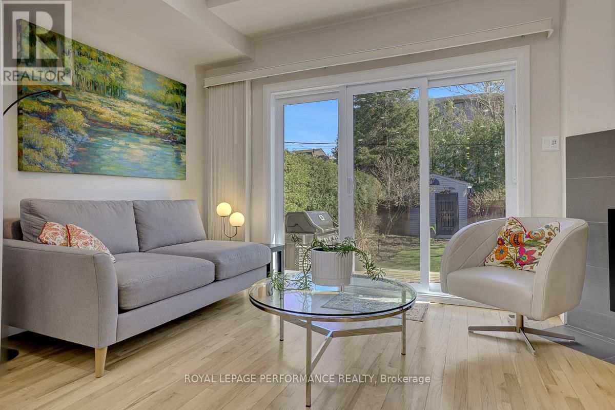 86 WEST PRESLAND ROAD Image 12