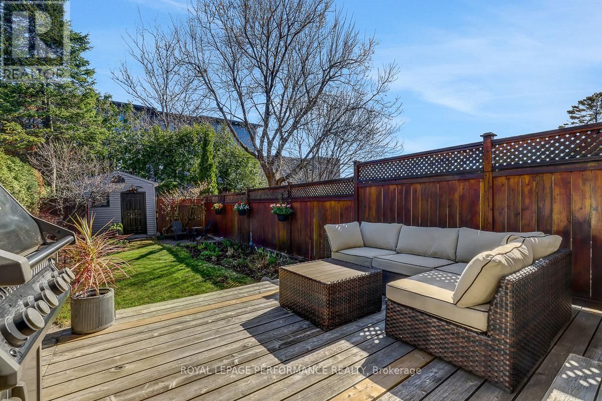 86 WEST PRESLAND ROAD Image 38