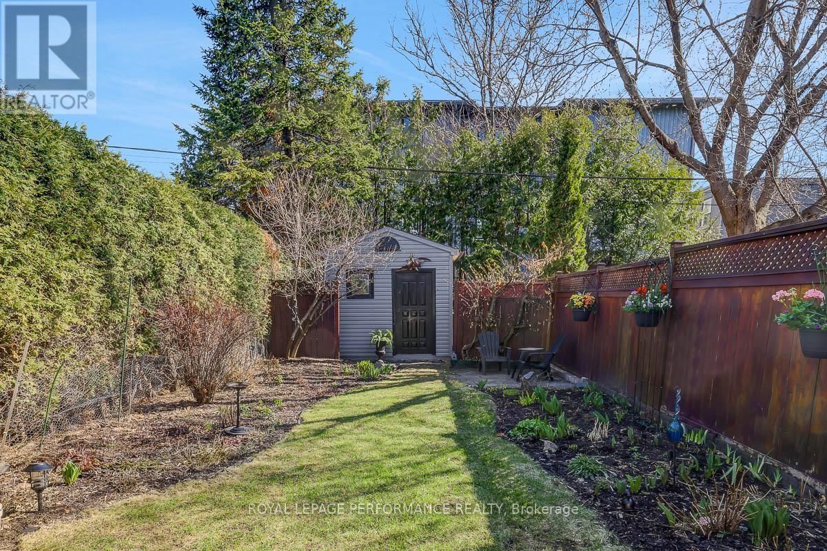 86 WEST PRESLAND ROAD Image 40