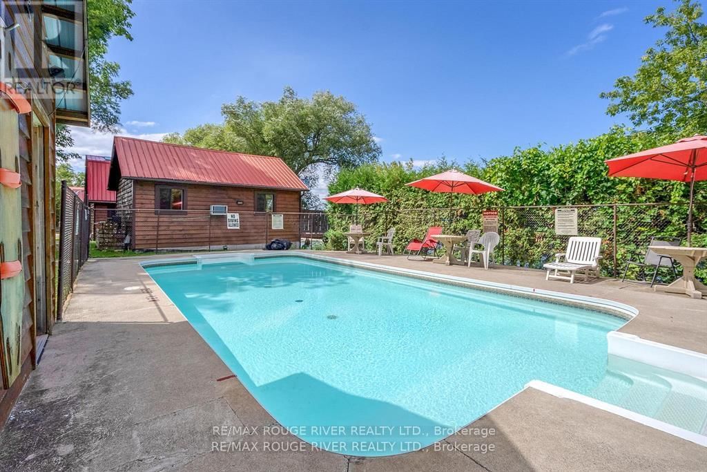 340 - 5428 YOUNG STREET Image 6