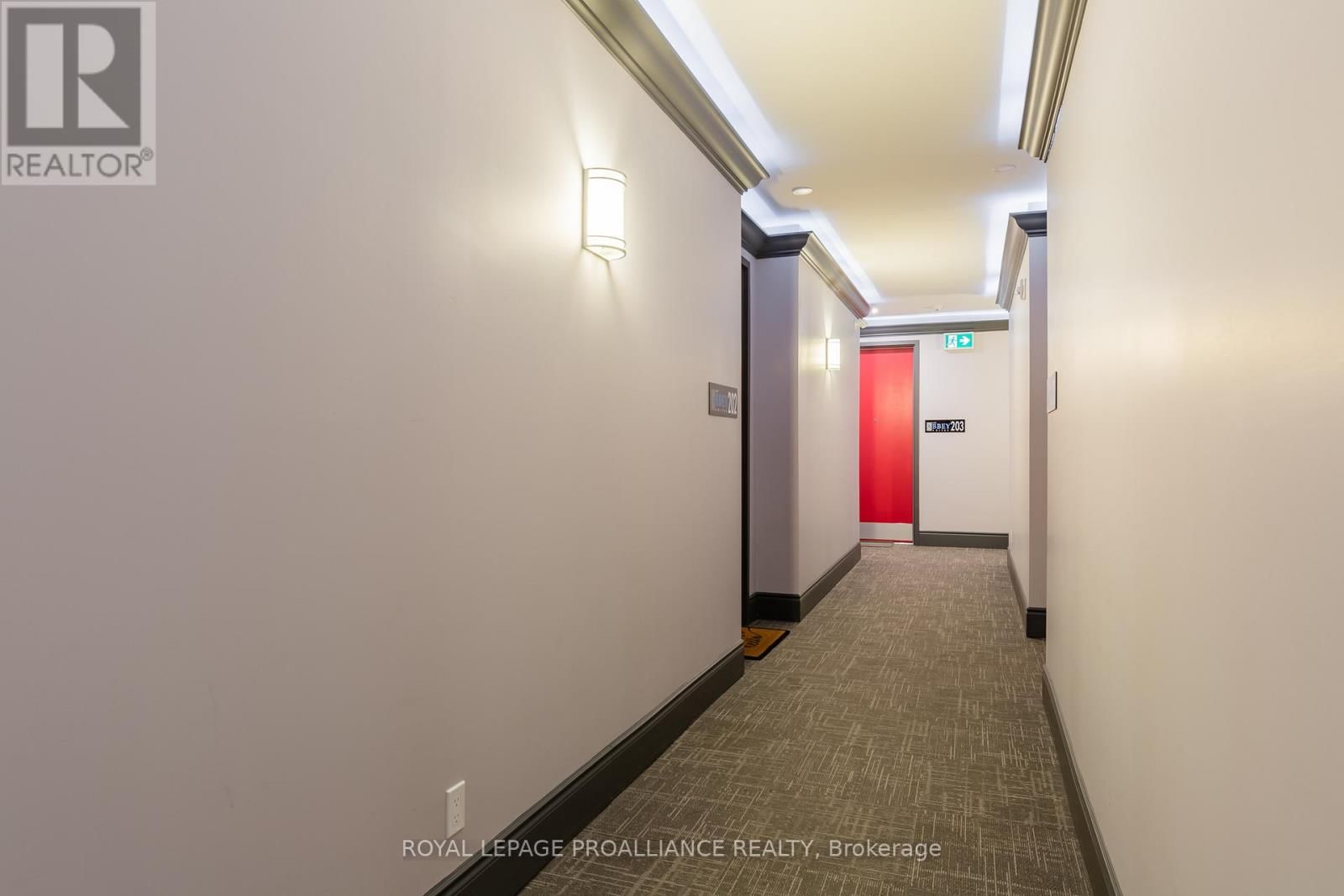 202 - 863 ABBEY LANE Image 4