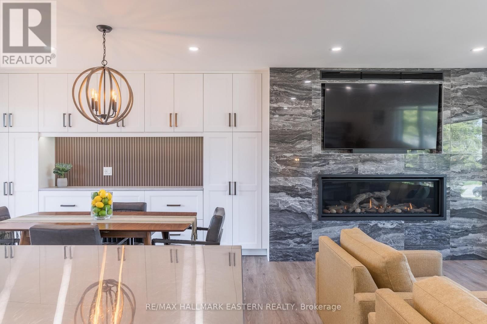 1593 WESTBROOK DRIVE Image 12