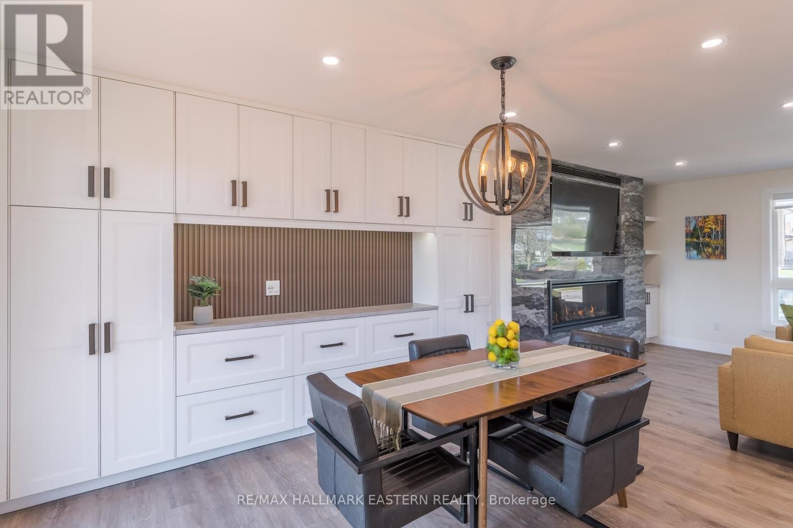 1593 WESTBROOK DRIVE Image 13