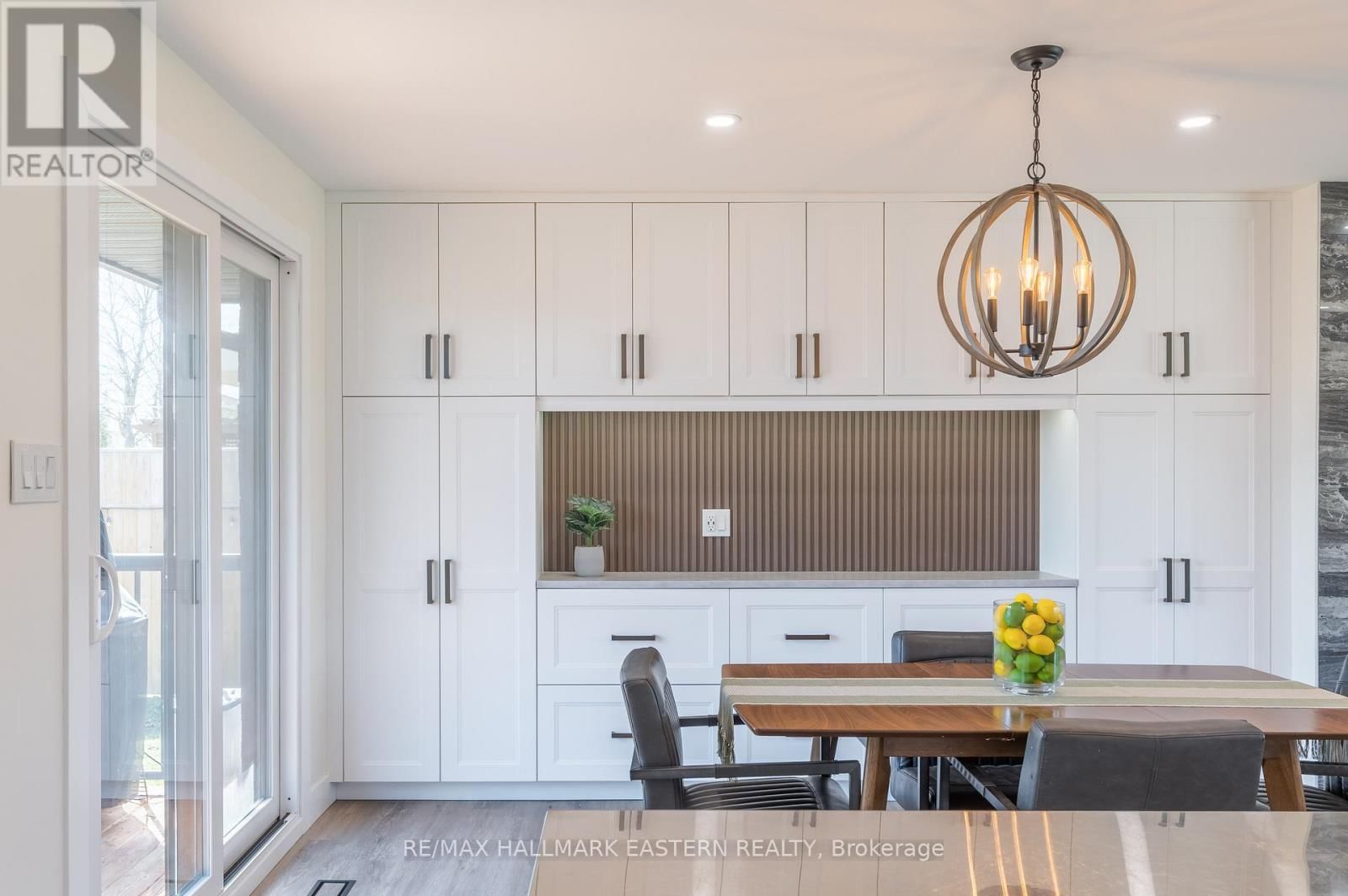 1593 WESTBROOK DRIVE Image 18