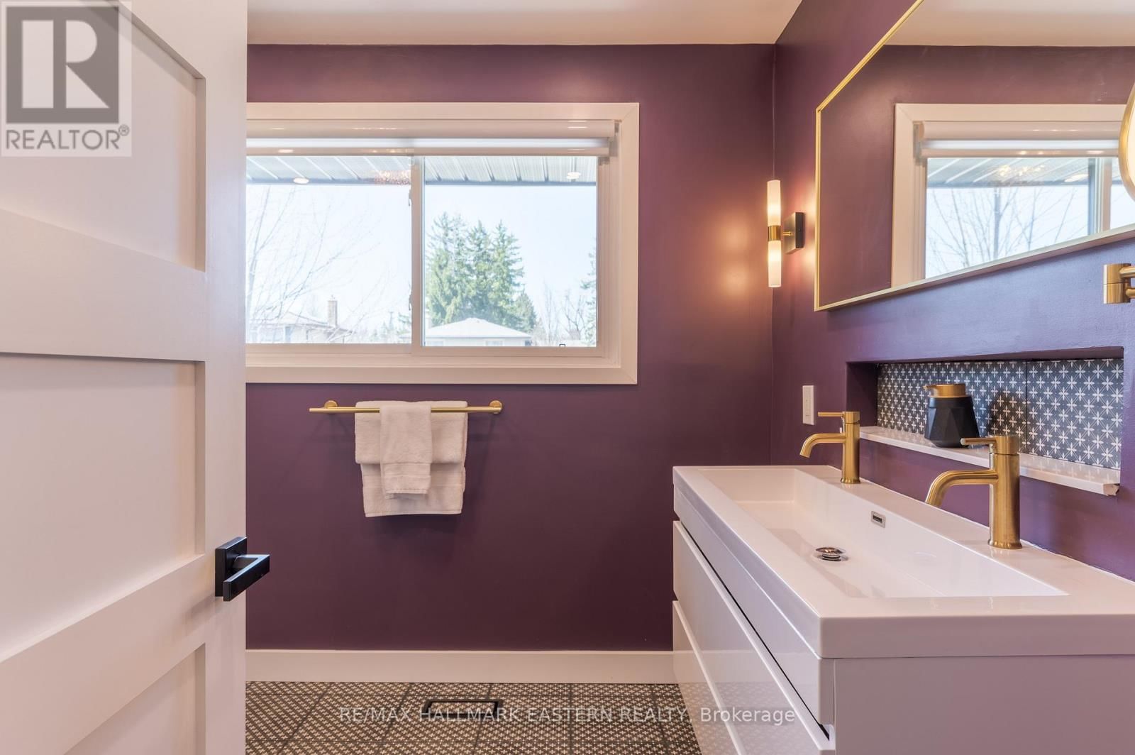 1593 WESTBROOK DRIVE Image 24