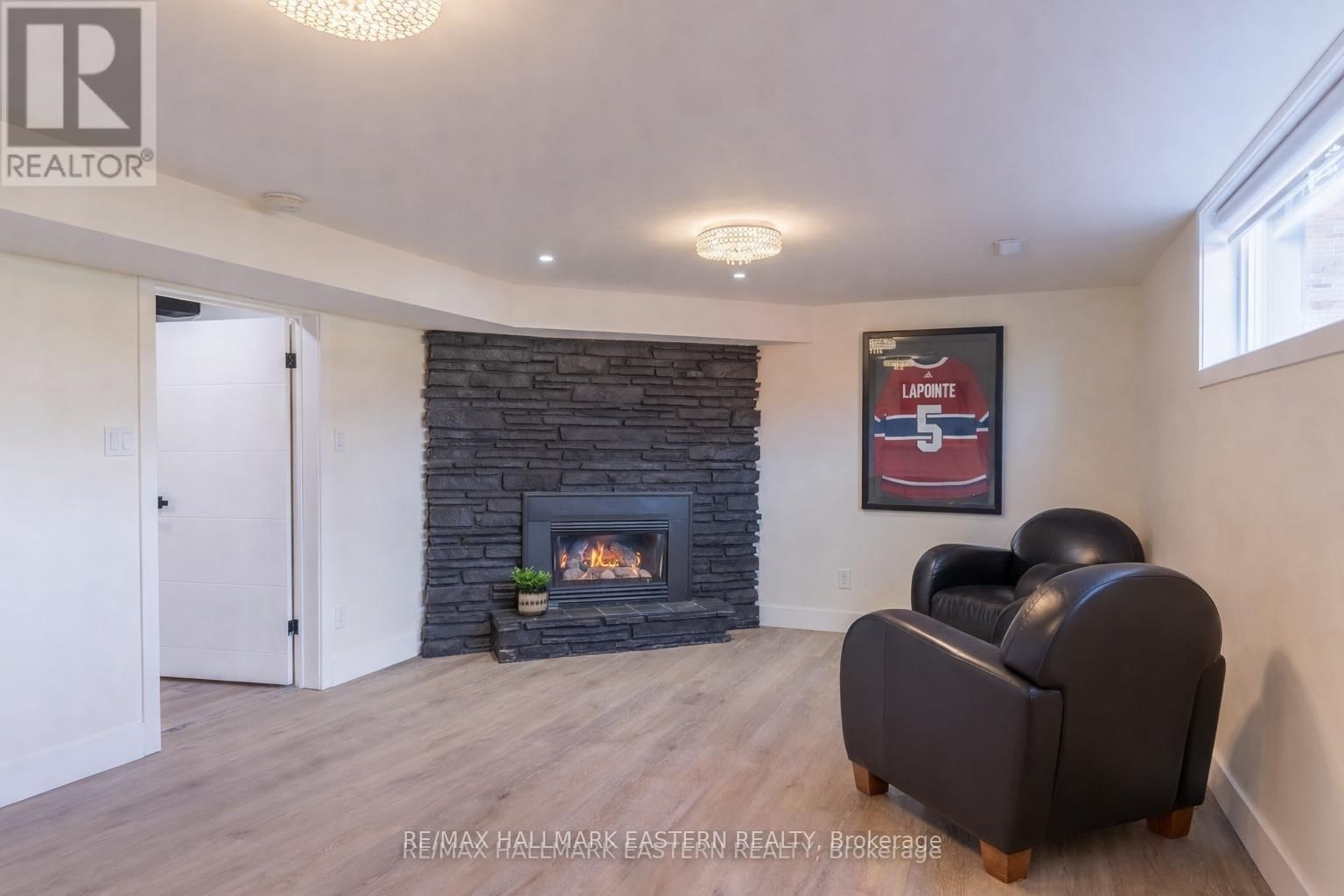 1593 WESTBROOK DRIVE Image 38