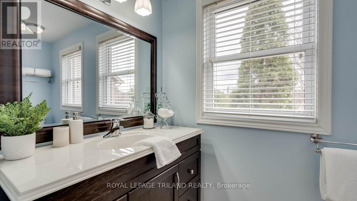 50 PENRITH CRESCENT Image 24