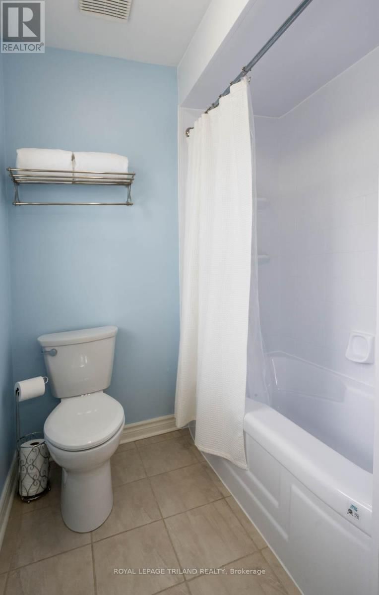 50 PENRITH CRESCENT Image 25