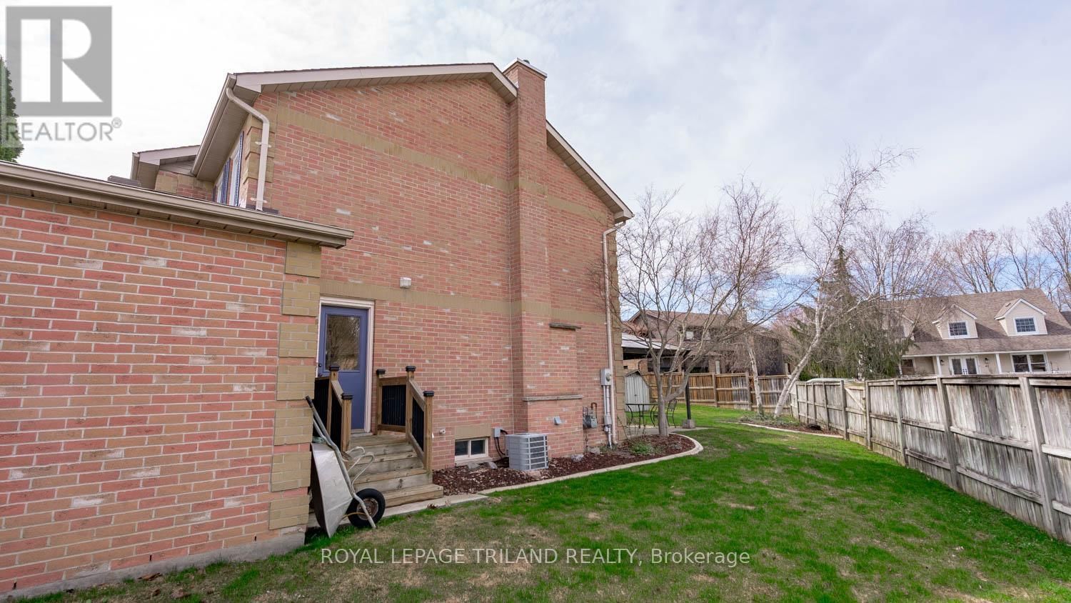 50 PENRITH CRESCENT Image 29