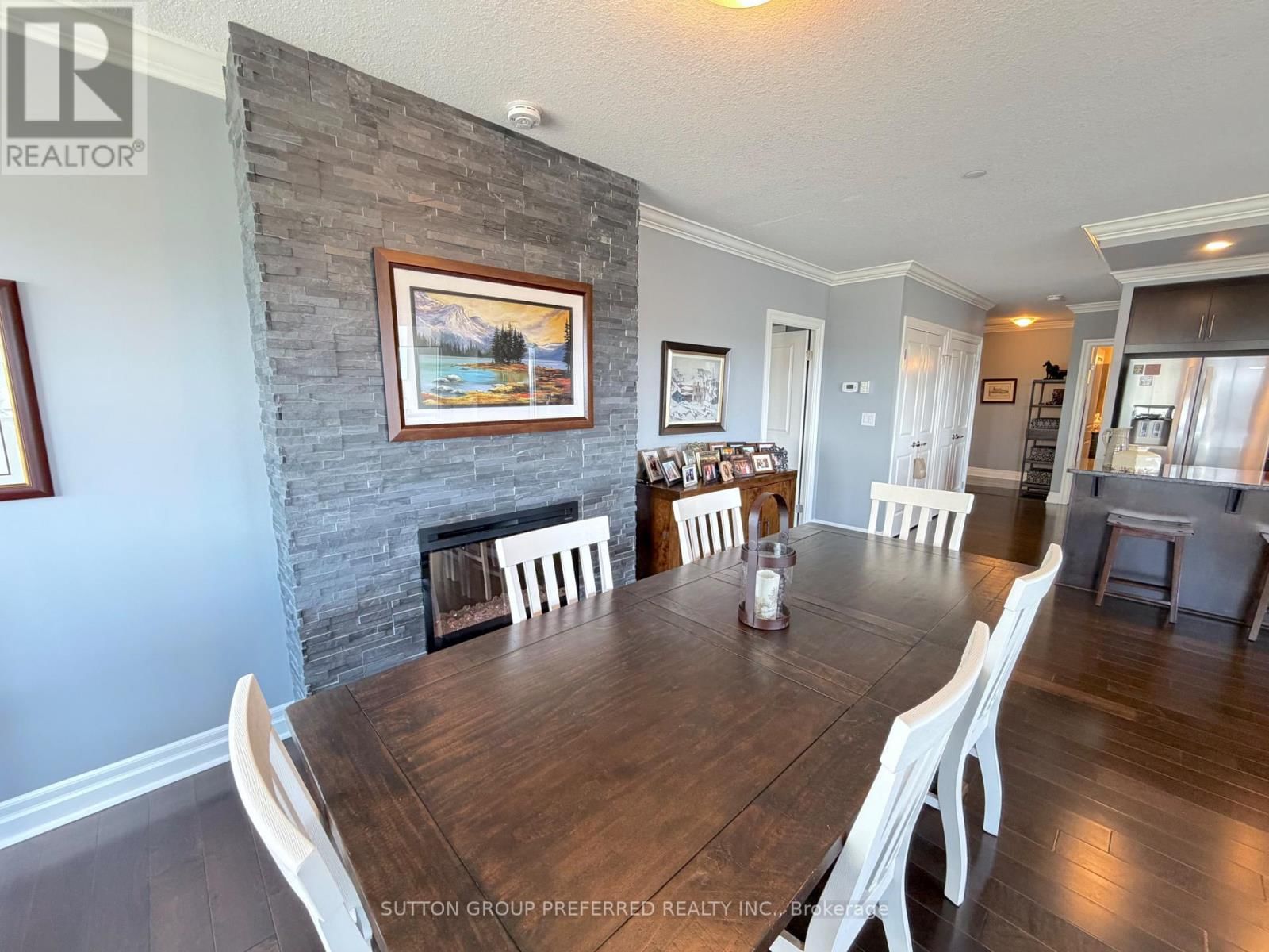 260 VILLAGEWALK BOULEVARD Image 8