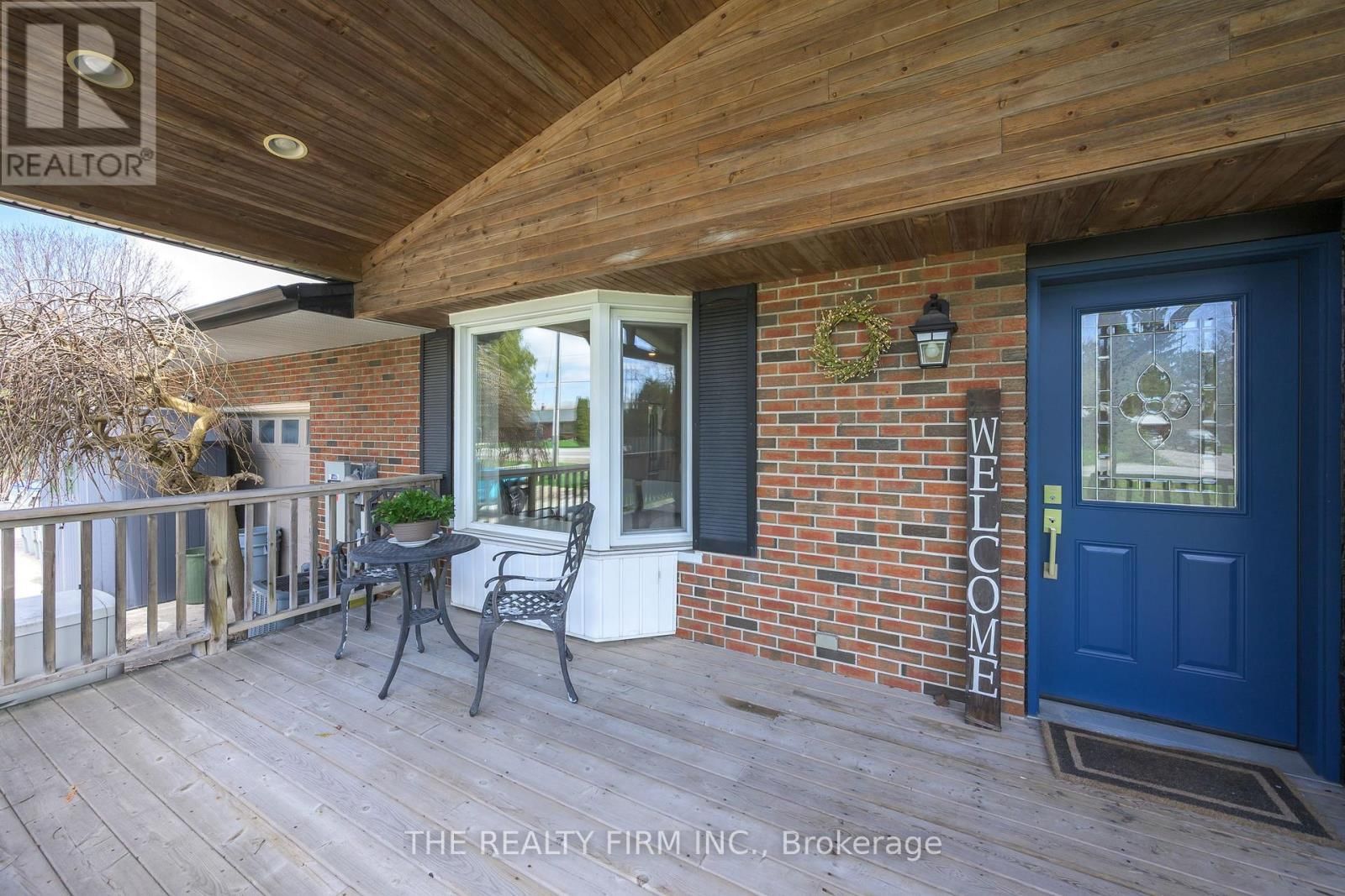 21584 HIGHBURY AVENUE NORTH Image 3