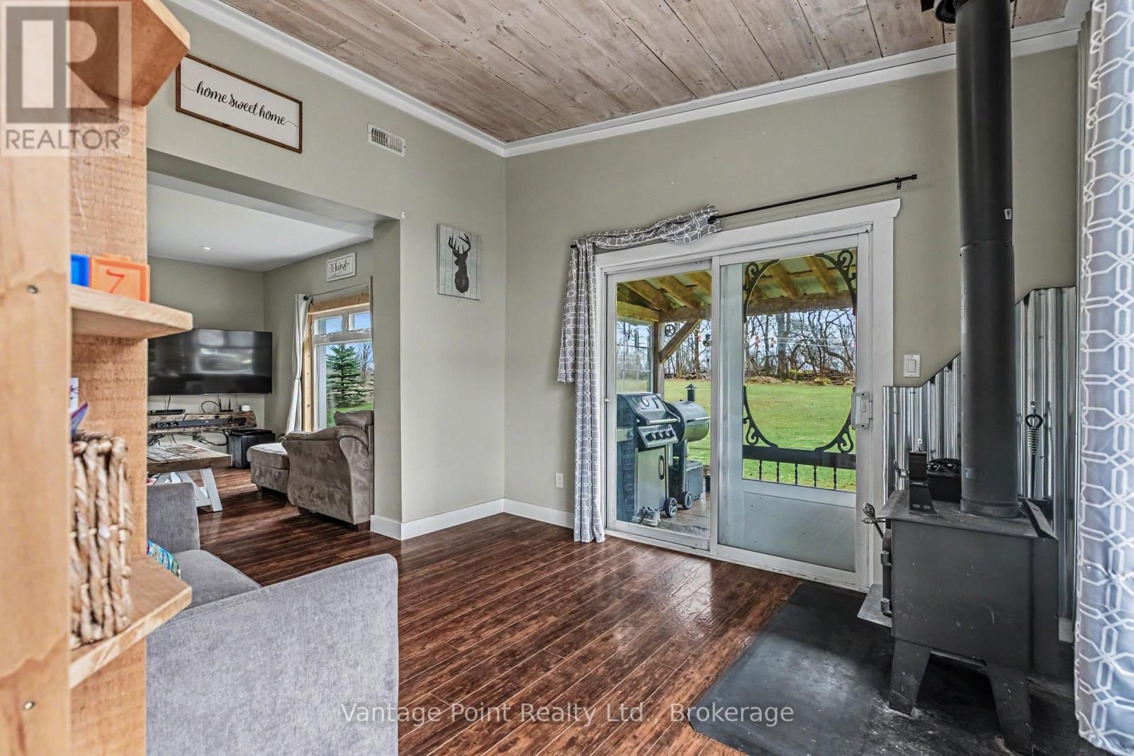 773760 10 HIGHWAY Image 16