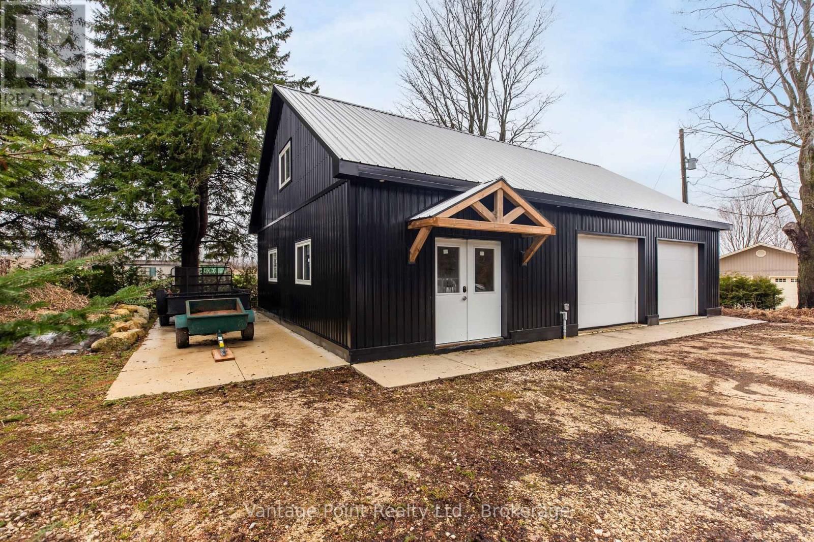 773760 10 HIGHWAY Image 4