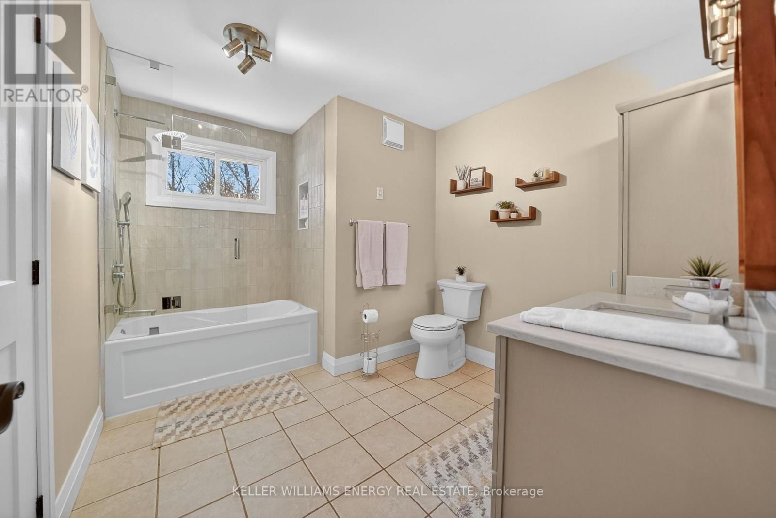 109 OLD ORCHARD ROAD Image 29