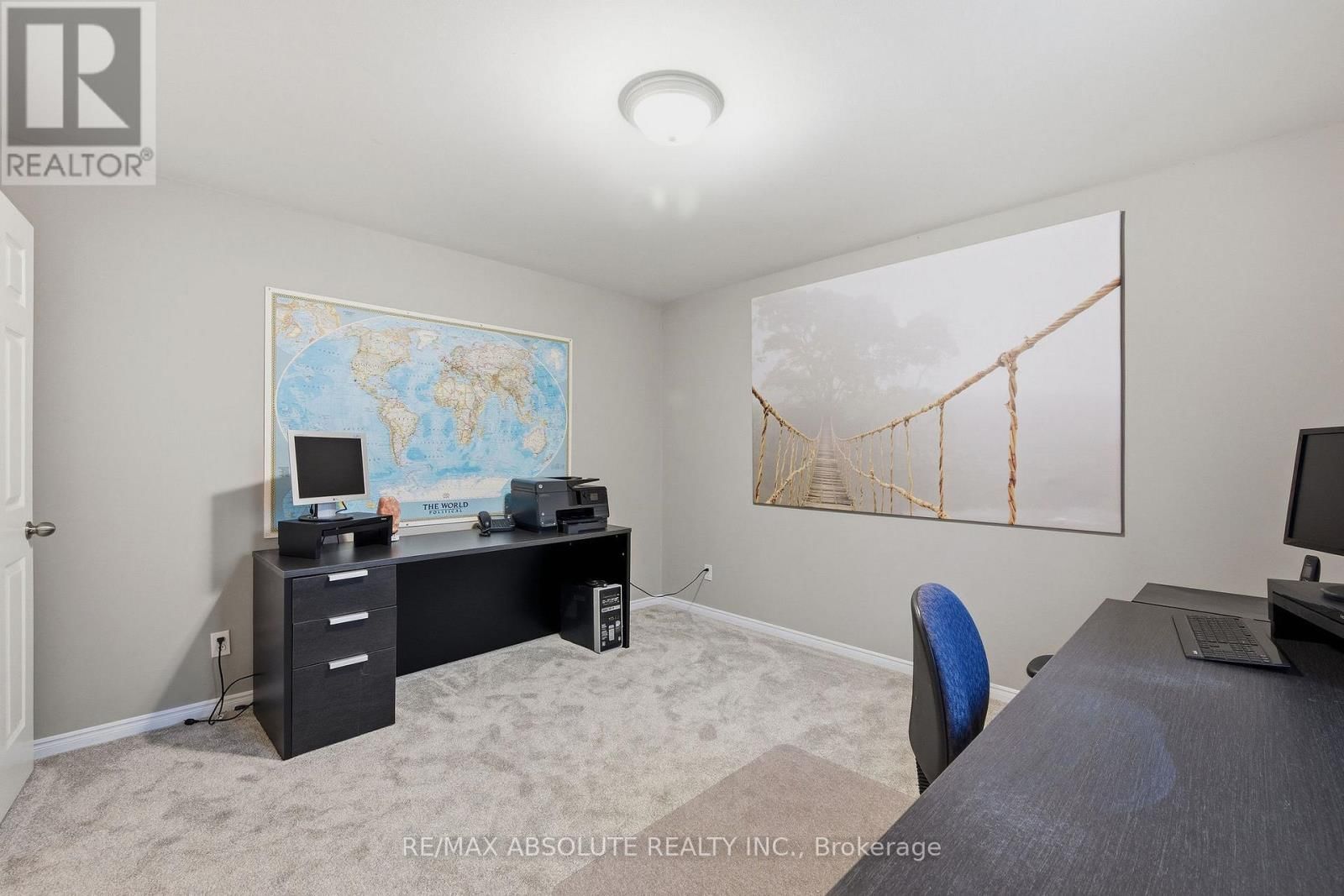 605 ROWANWOOD AVENUE Image 37