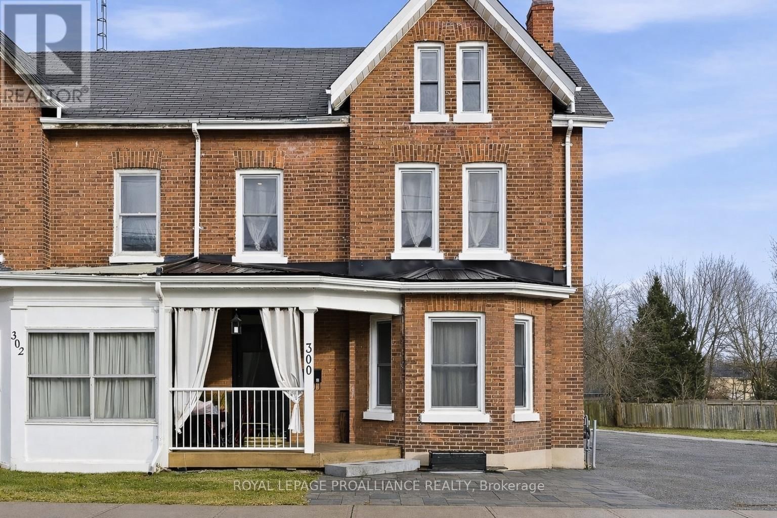 300 GEORGE STREET Image 1