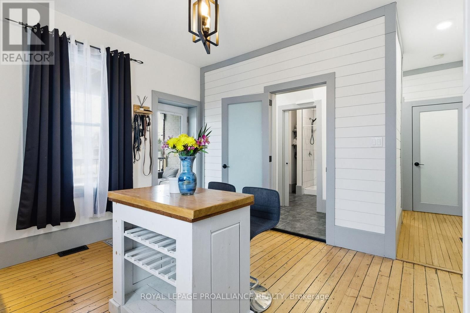 300 GEORGE STREET Image 20