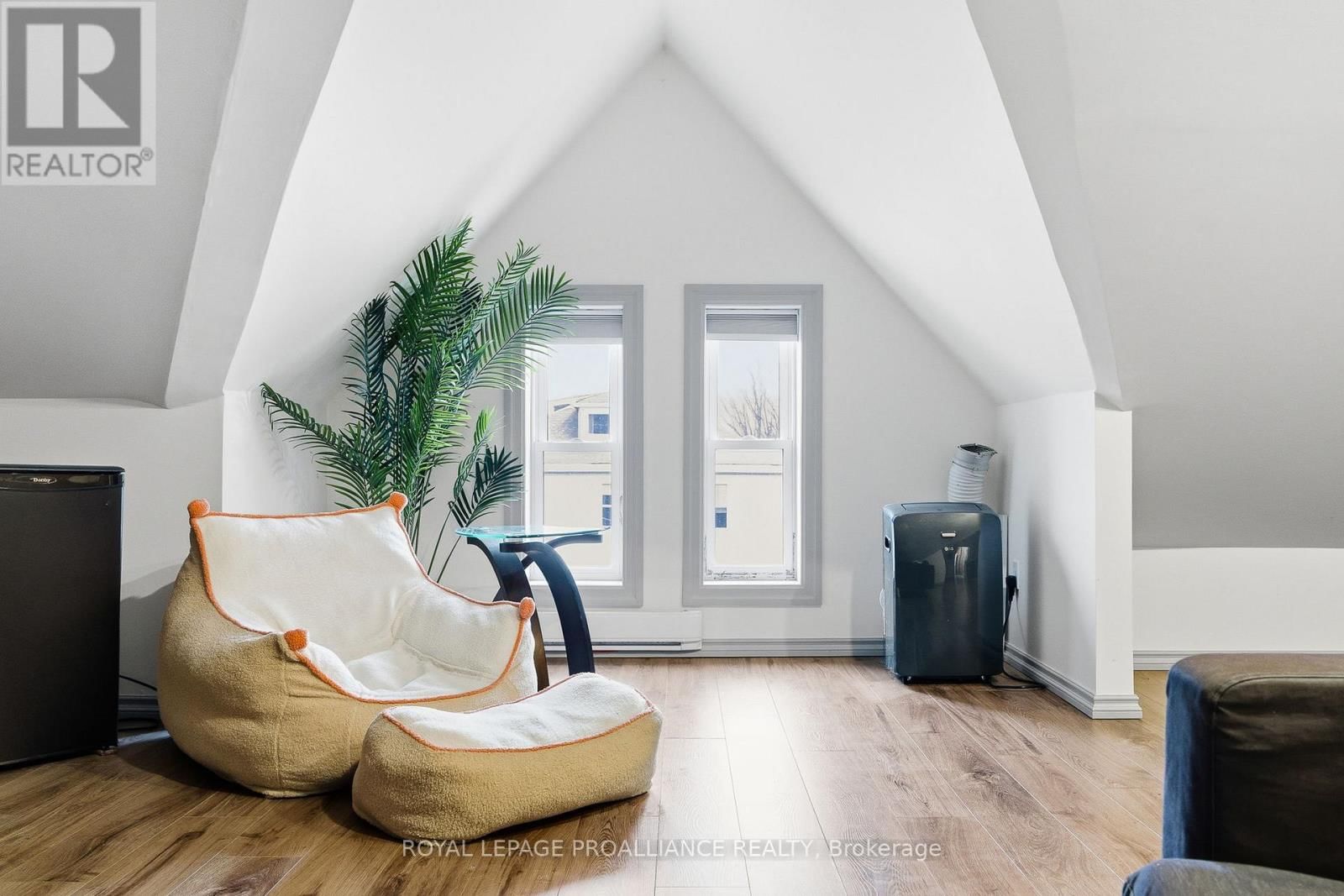 300 GEORGE STREET Image 41