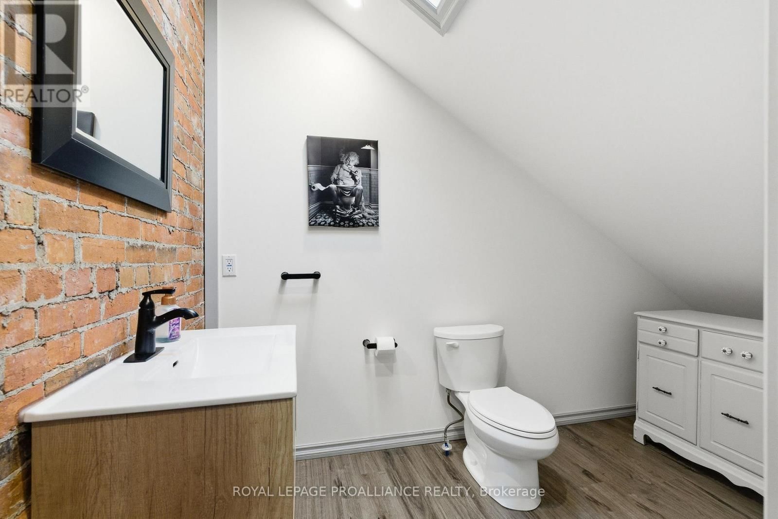 300 GEORGE STREET Image 43