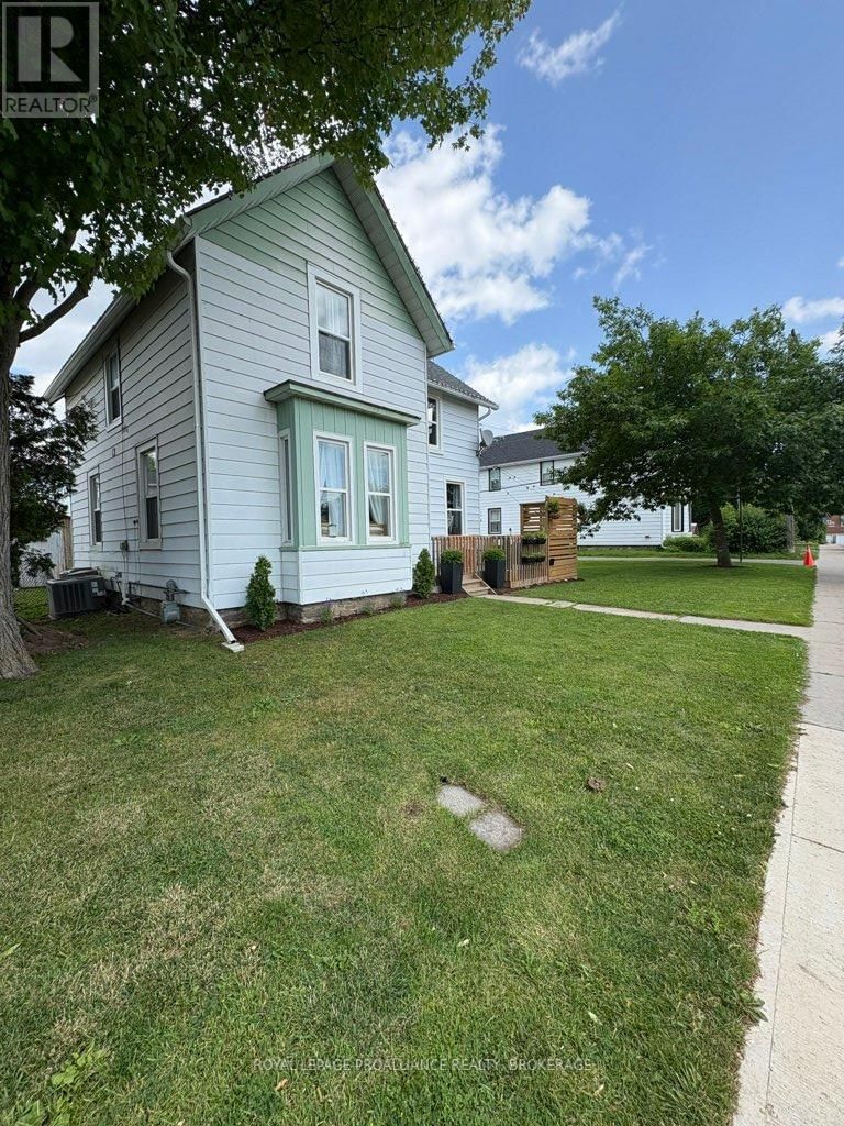 151 ADELAIDE STREET Image 33