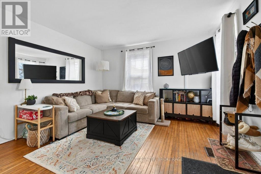 151 ADELAIDE STREET Image 6