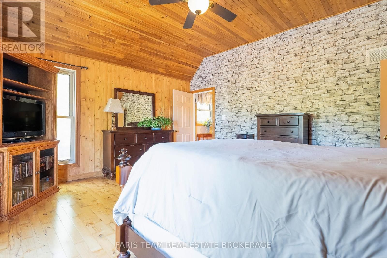 153 STANLEY ROAD Image 21