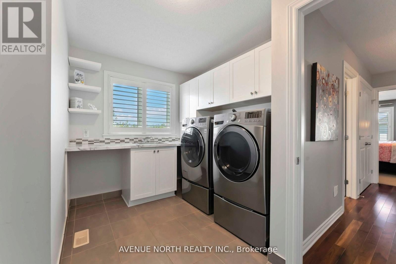 714 BUNCHBERRY WAY Image 21