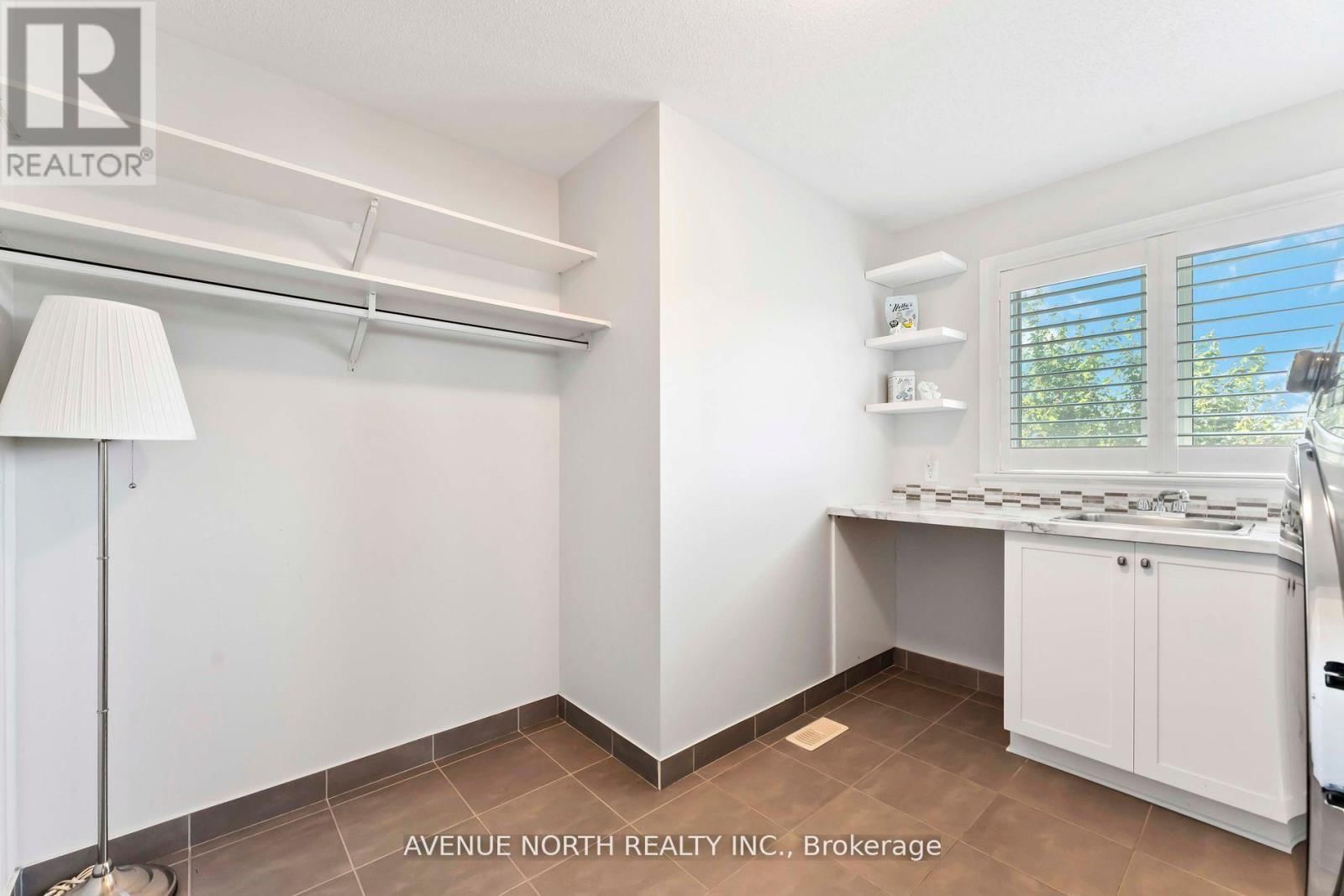 714 BUNCHBERRY WAY Image 22