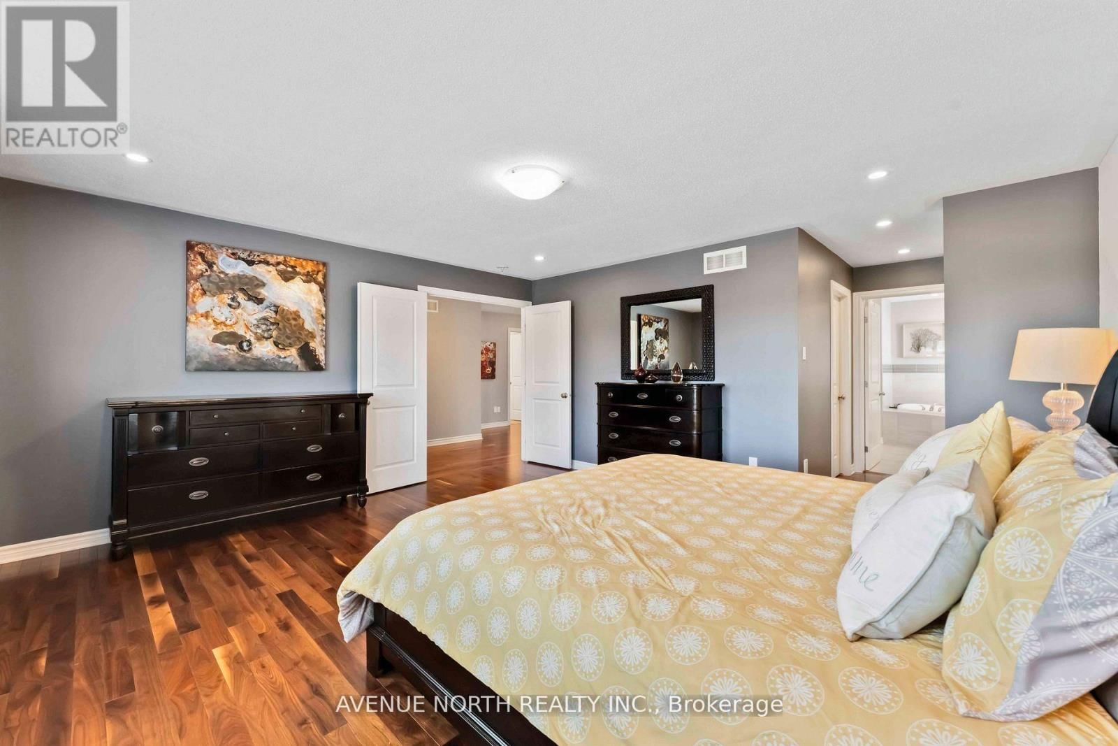 714 BUNCHBERRY WAY Image 23