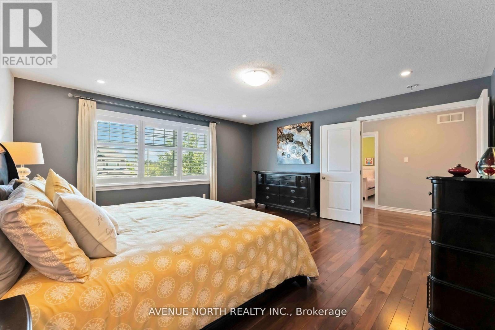 714 BUNCHBERRY WAY Image 25