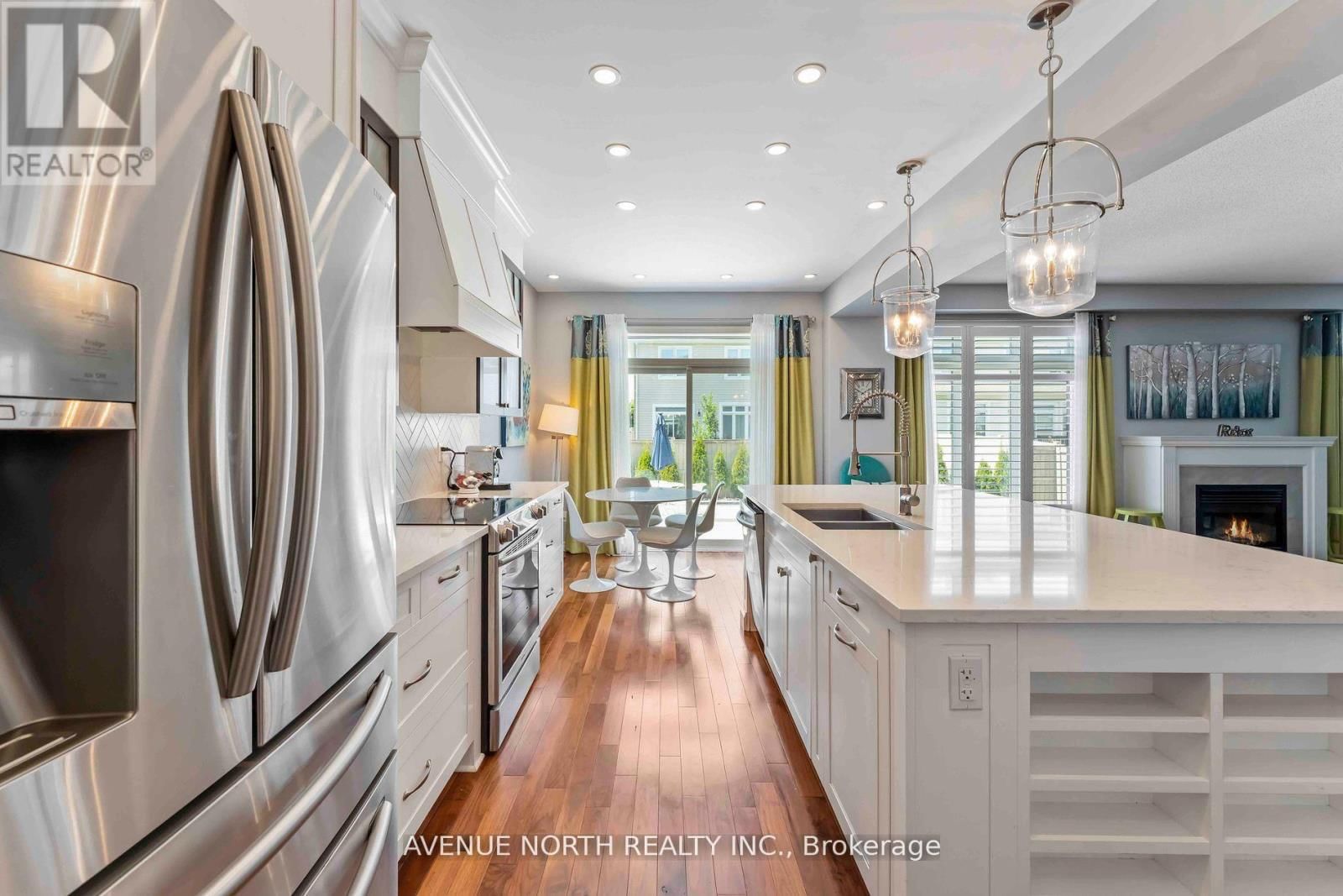 714 BUNCHBERRY WAY Image 4