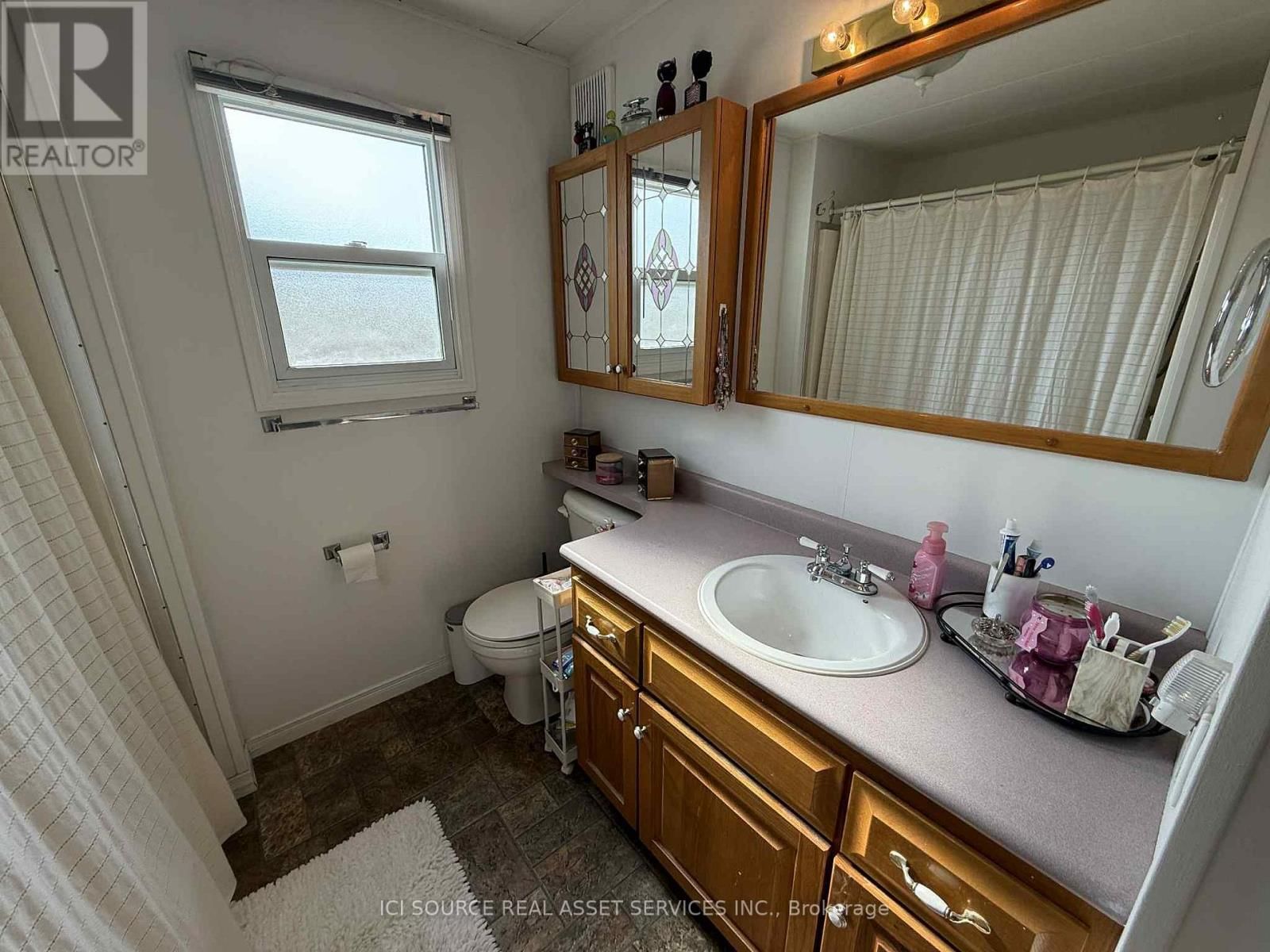 Site 14 - 580 BEAVER CREEK ROAD Image 13