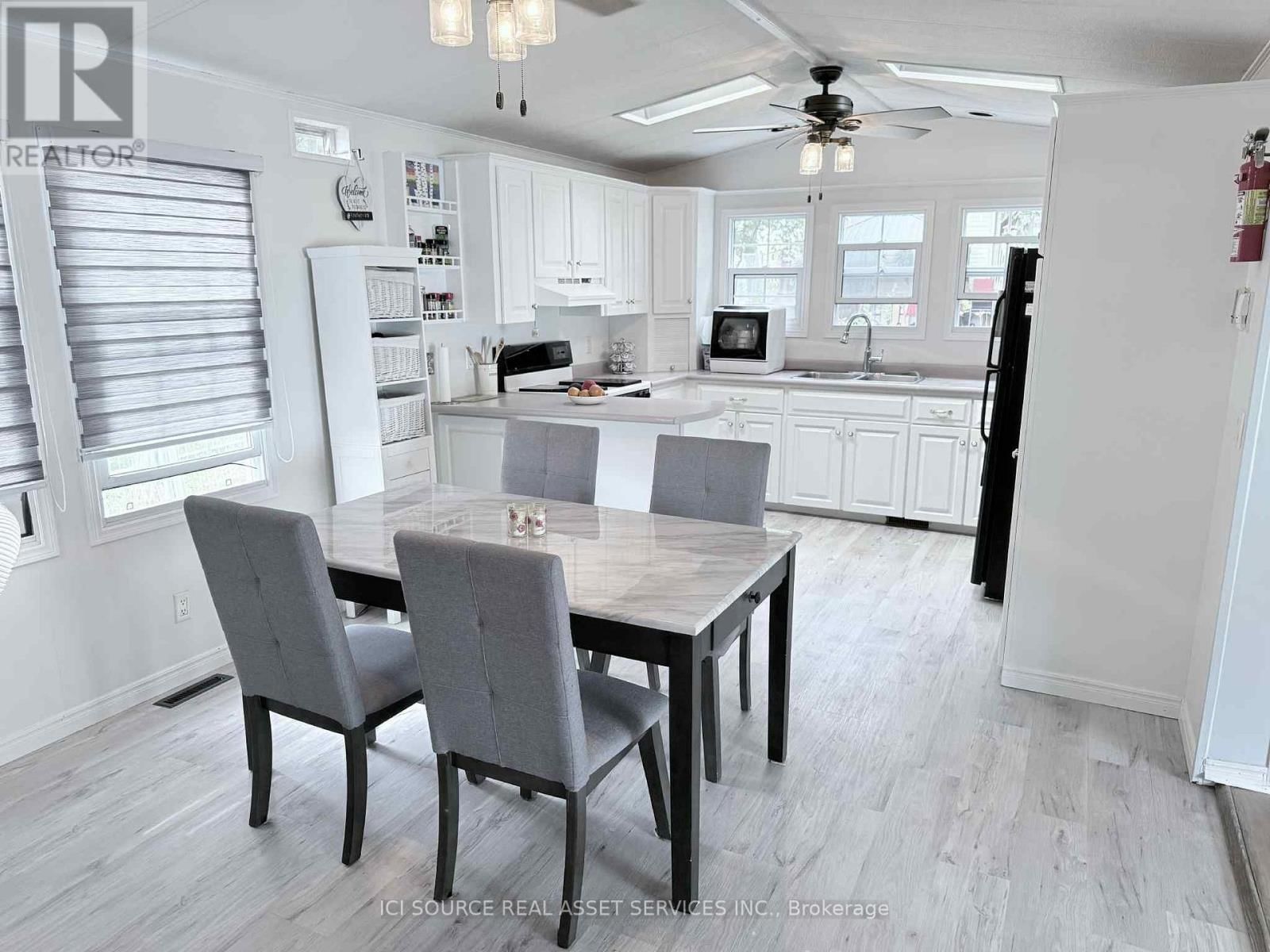 Site 14 - 580 BEAVER CREEK ROAD Image 9