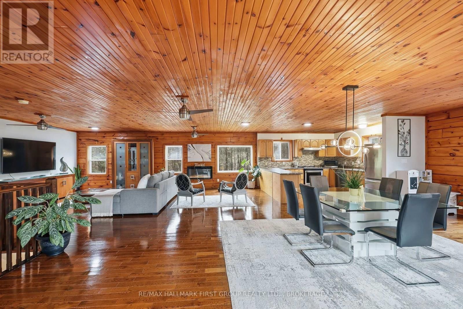 2723 DESERT LAKE ROAD Image 15