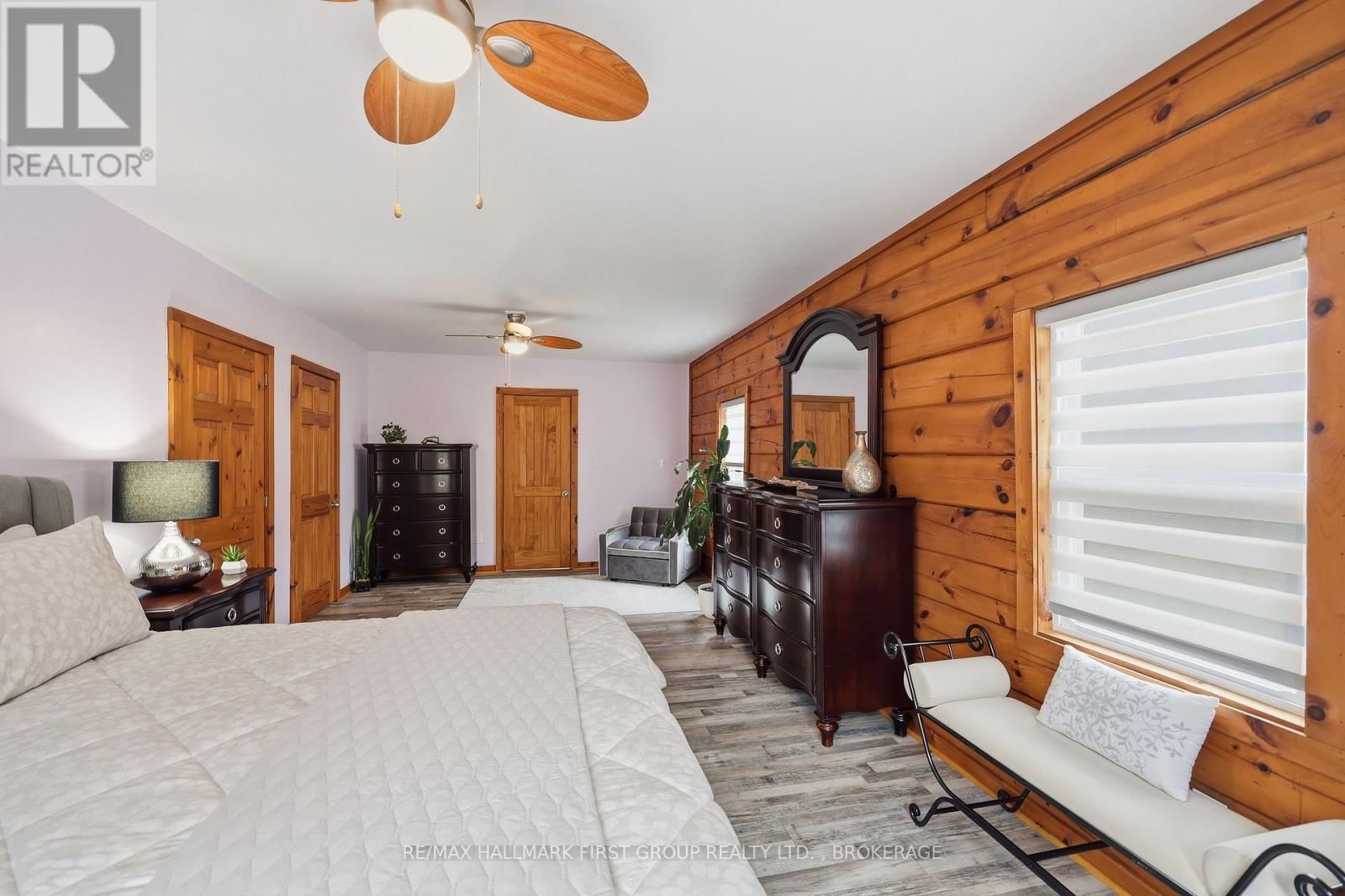 2723 DESERT LAKE ROAD Image 18