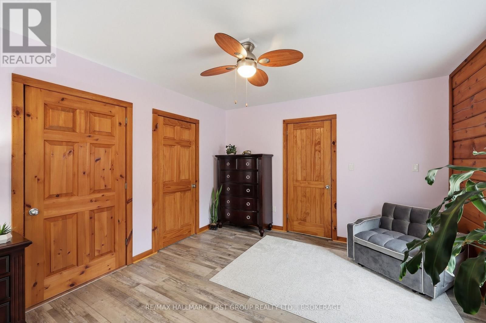 2723 DESERT LAKE ROAD Image 19