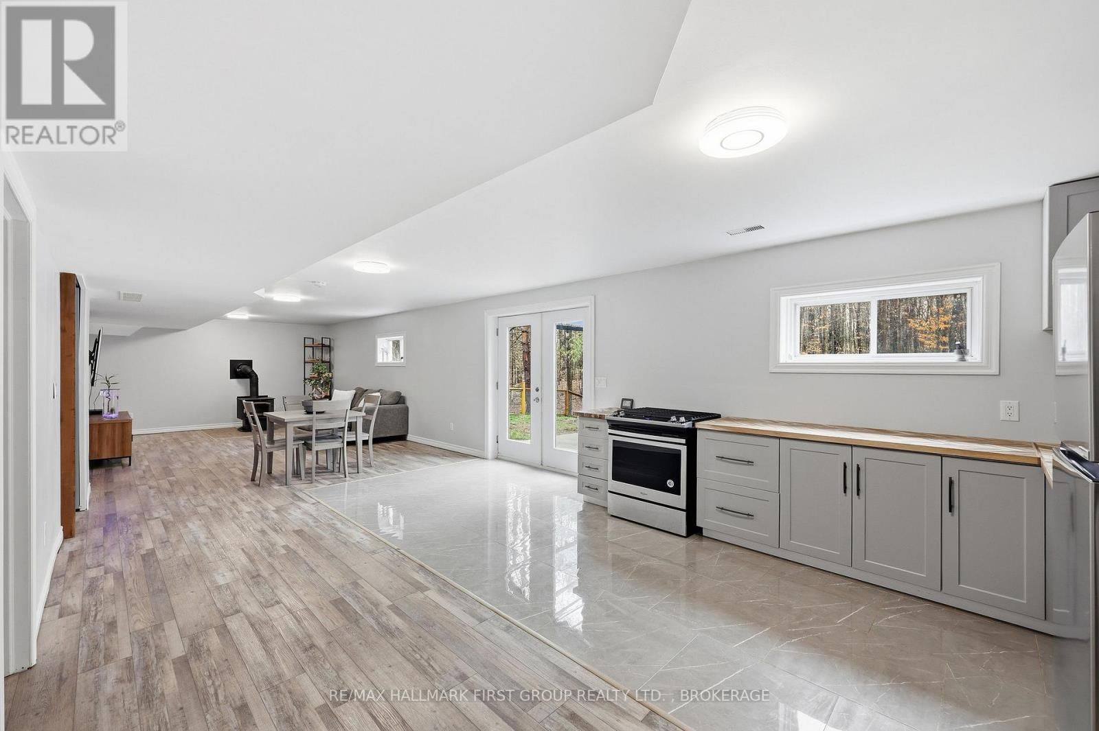 2723 DESERT LAKE ROAD Image 26