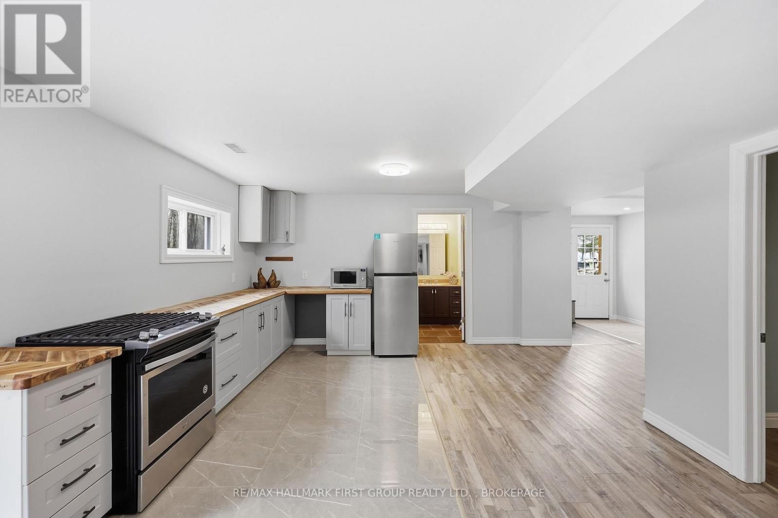 2723 DESERT LAKE ROAD Image 27