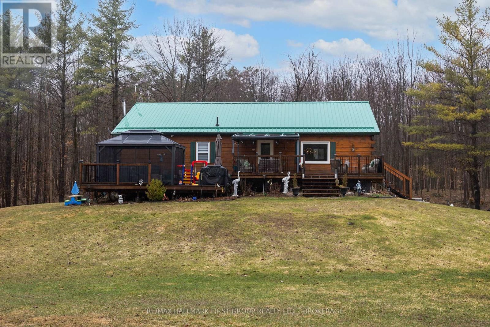 2723 DESERT LAKE ROAD Image 43