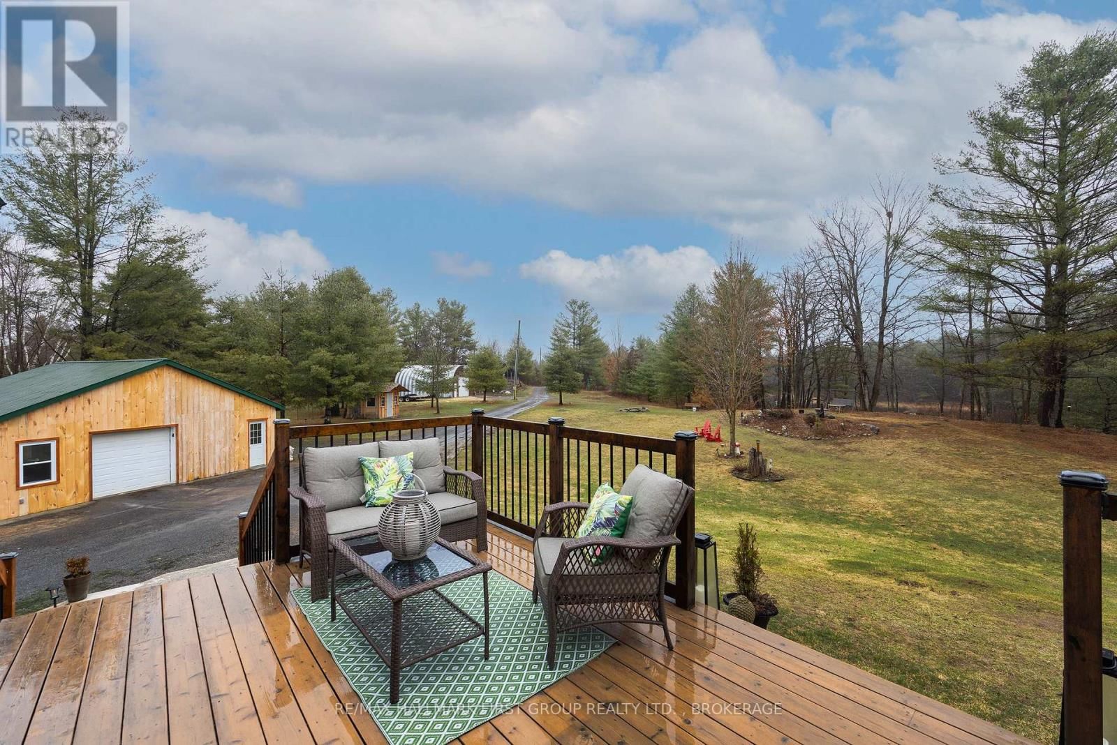 2723 DESERT LAKE ROAD Image 47