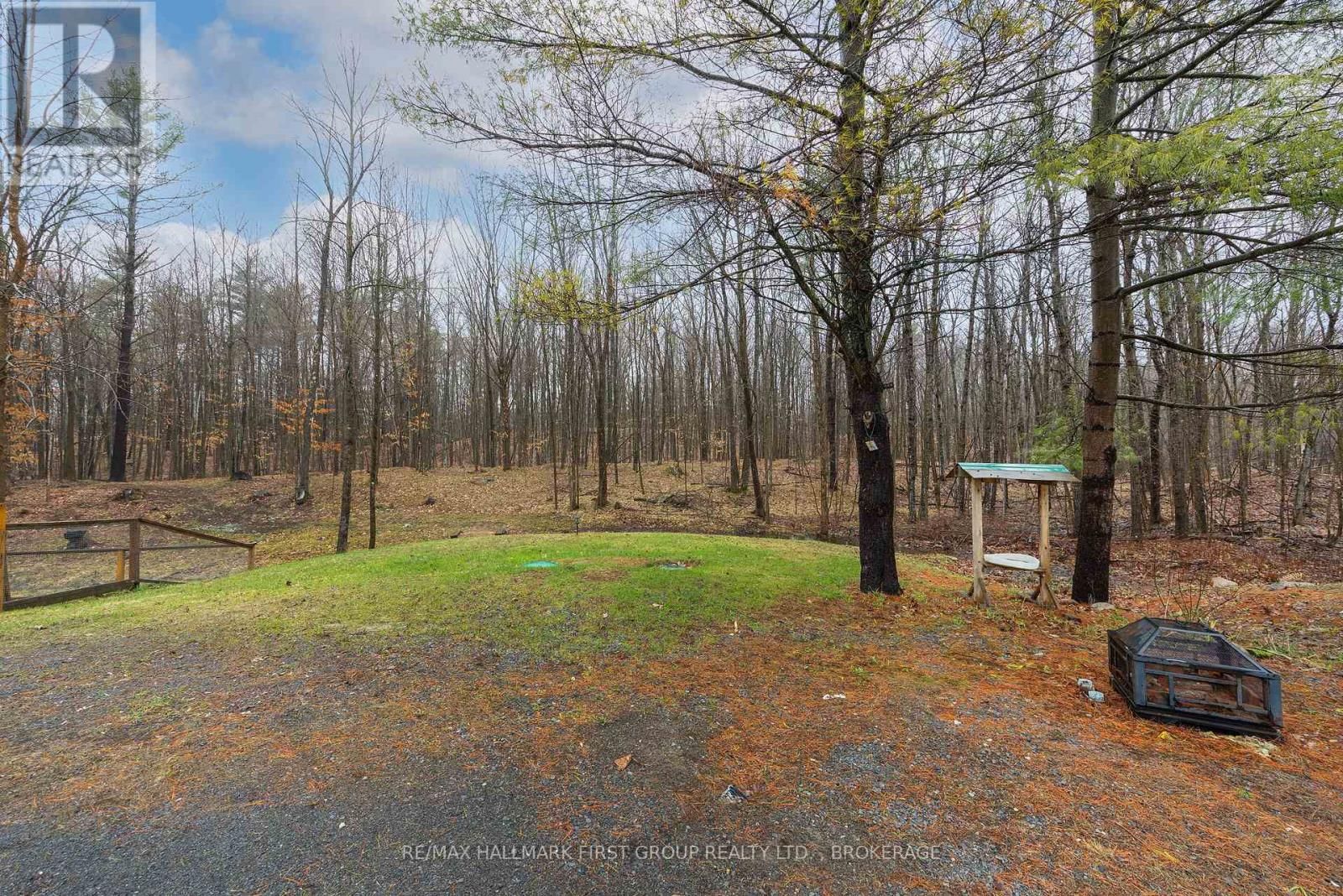 2723 DESERT LAKE ROAD Image 49